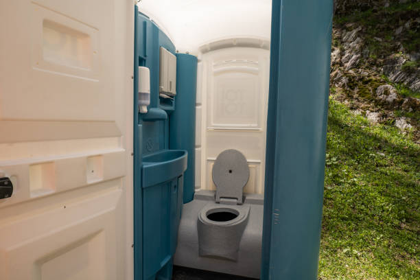 Portable Toilet Options We Offer in Hoopa, CA